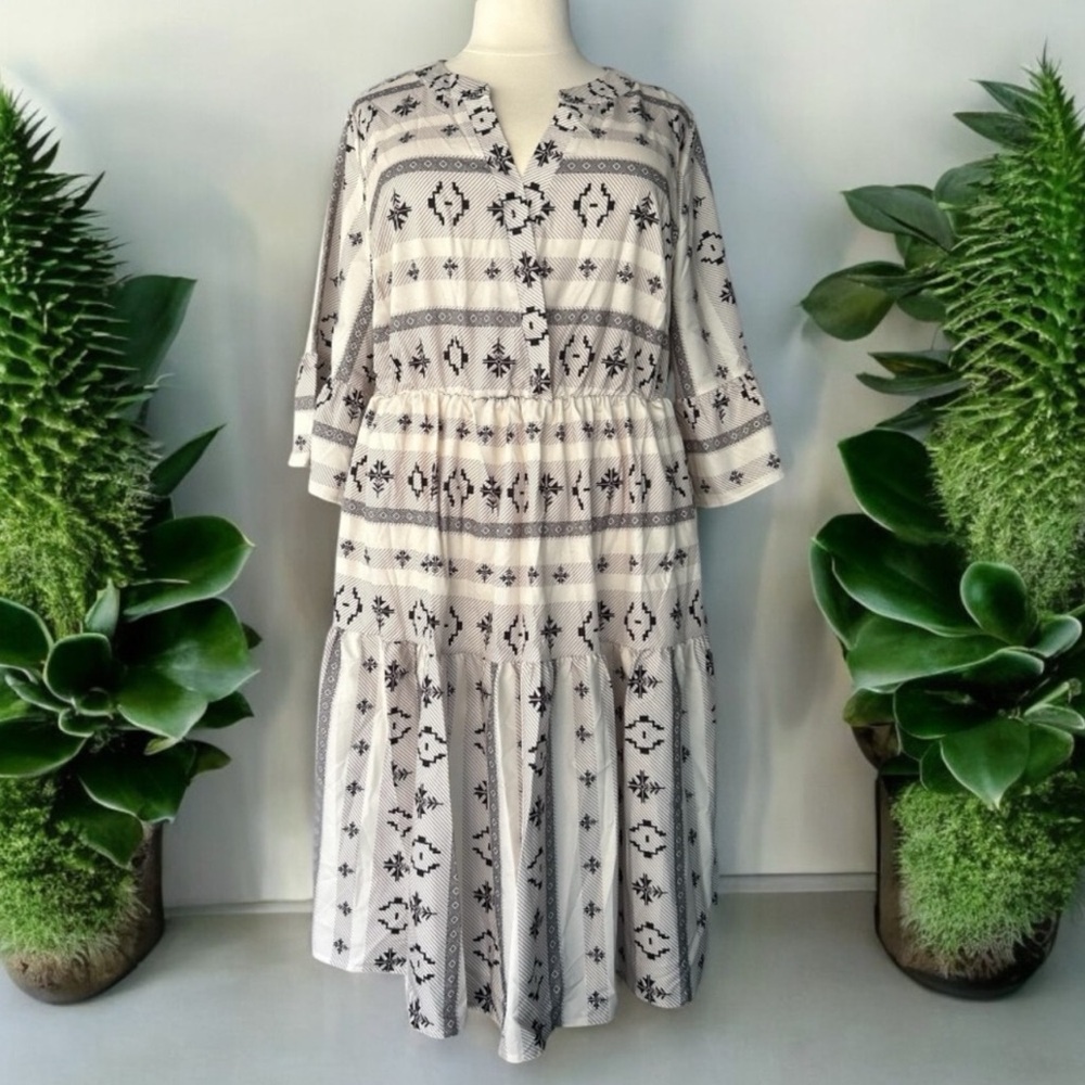 BloomChic black white printed dress 22-24W NWT